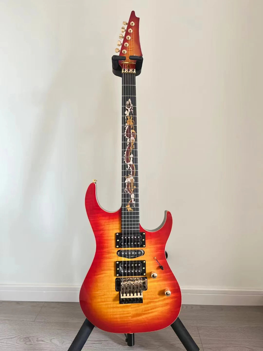 B300 Professional Solid Maple Wood Ebony Fingerboard Double Tremolo Electric Guitar for Rock Performances-1